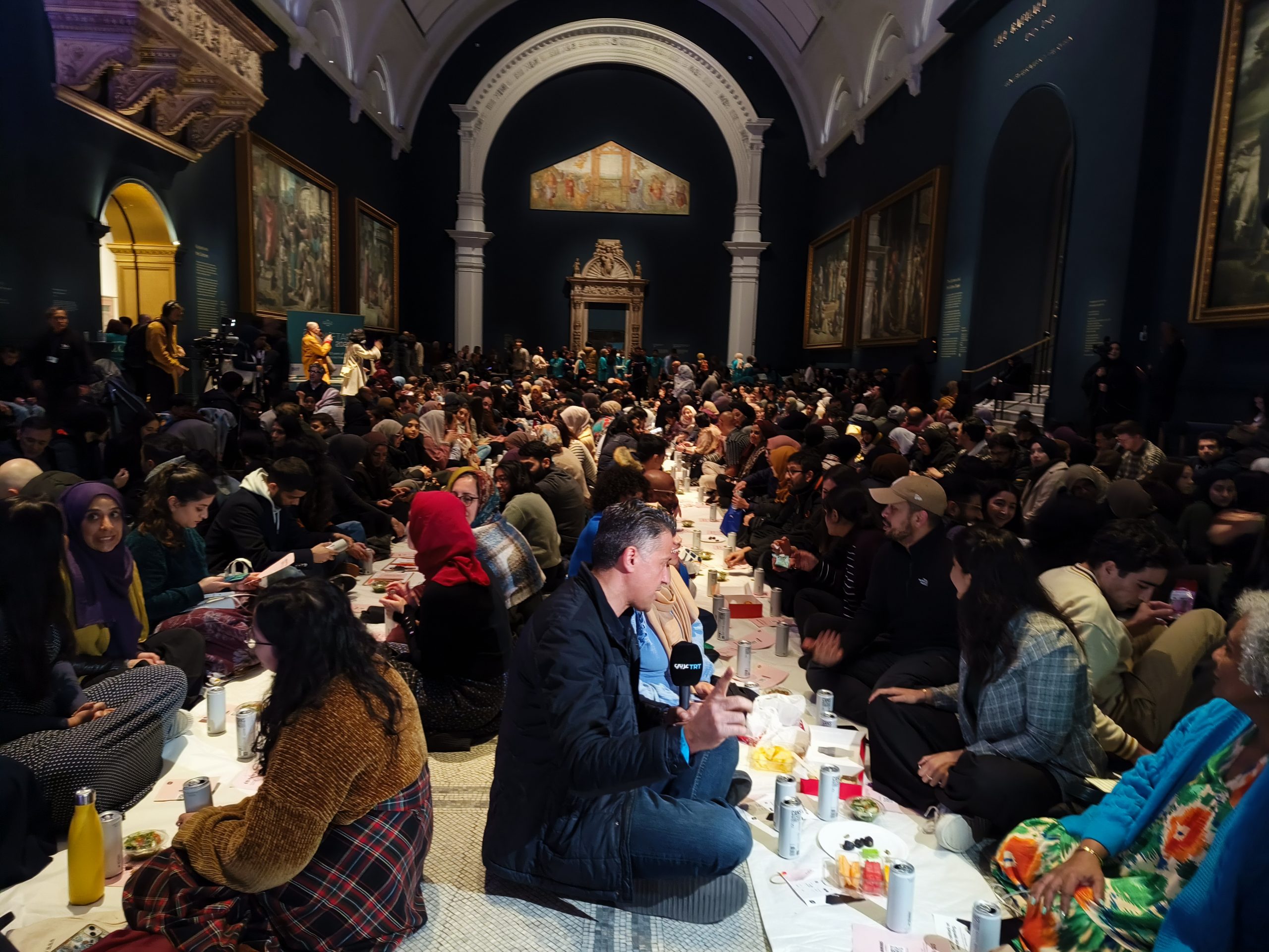 Ramadan 2023: When UK Cathedrals, Museums & Libraries Hosted Iftar (Pictures) - About Islam