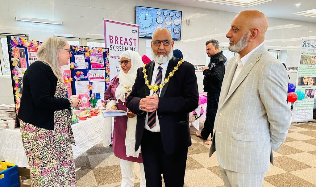 Mosque Hailed for Hosting Cancer Awareness & Health Day - About Islam