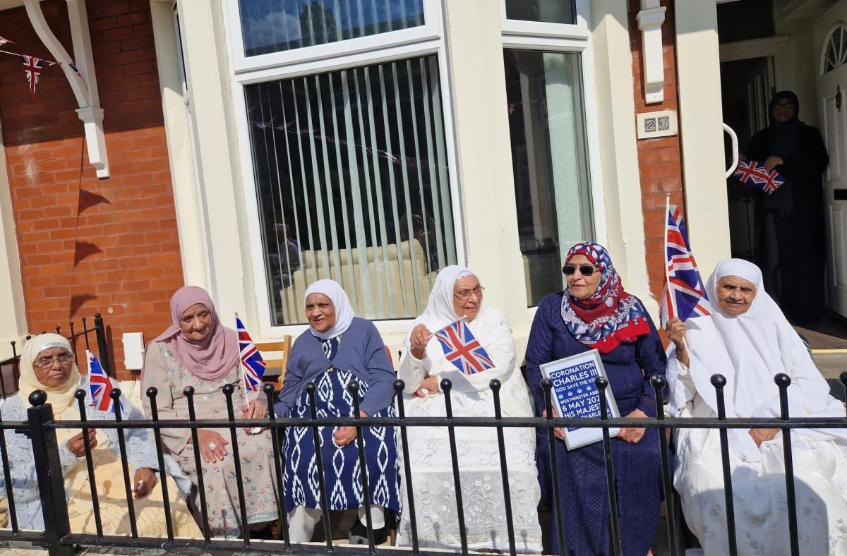 Muslim Woman Replicates 1977 Street Party for King's Coronation - About Islam