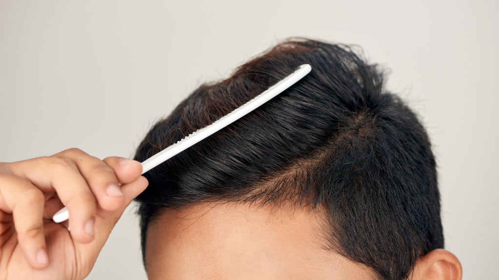 Can You Comb Your Hair in Ihram? About Islam