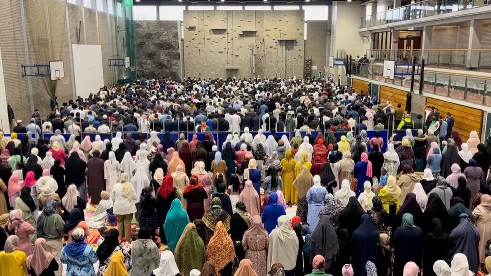 Thousands of Muslims Celebrate `Eid Al-Adha across UK - About Islam