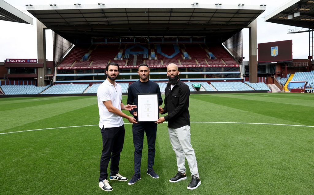 Aston Villa Signs Muslim Athlete Charter - About Islam