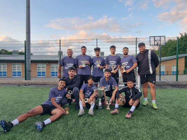 Oldham Mosque Raises £10,000 in Charity Football Tournament - About Islam
