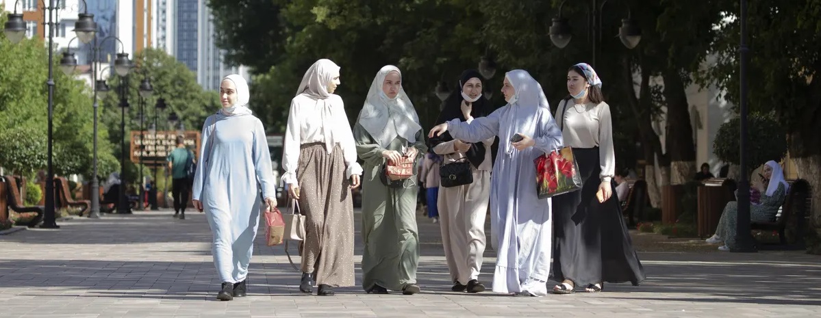 Muslims In Canada Islamic History Month: Canada Plans to Celebrate Muslim Women, Youth ...