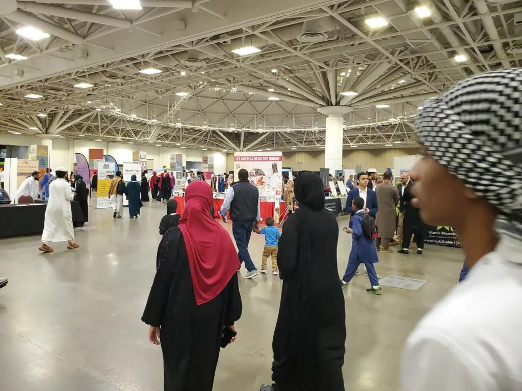 8000 Muslims Attend 18th Annual Minnesota Convention - About Islam