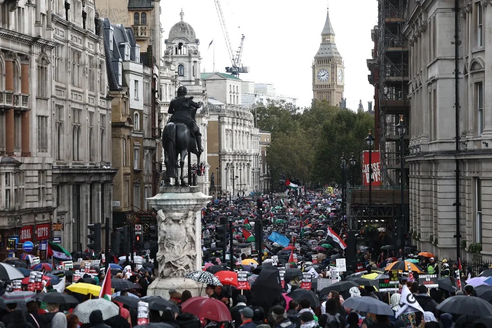 Henry Nicholls/AFP via Getty Images.