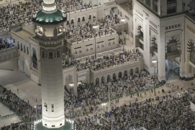 Start of Hajj 1445: In Pictures & Videos