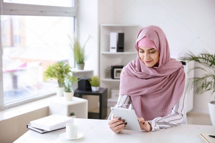 Muslim Women Between Work and Home: A New Perspective - About Islam