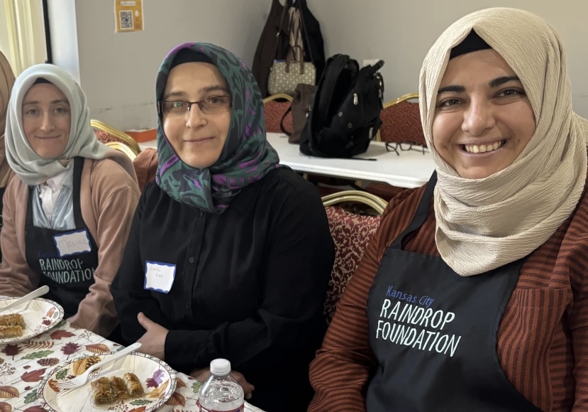 Kansas Muslim Community Shares Baklava to Celebrate Unity - About Islam