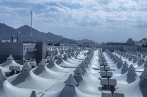 hajj tents in mina-What Options Are Permissible for Throwing of the Pebbles?
