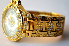 gold watch-is income from selling gold watches halal