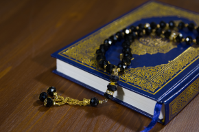 prayer beads on the quran