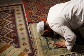 man in sujud position-Should Wife Obey Husband If Asked to Cut Off Her Brother?
