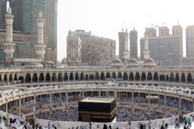 Can a Menstruating Woman Perform Tawaf al-Ifadah?