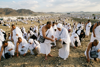 Can Pilgrims Collect Pebbles for Jamarat Outside Muzdalifah?